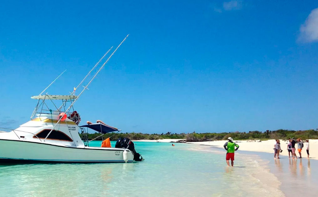 6 Tour Santa Fe Galapagos -min