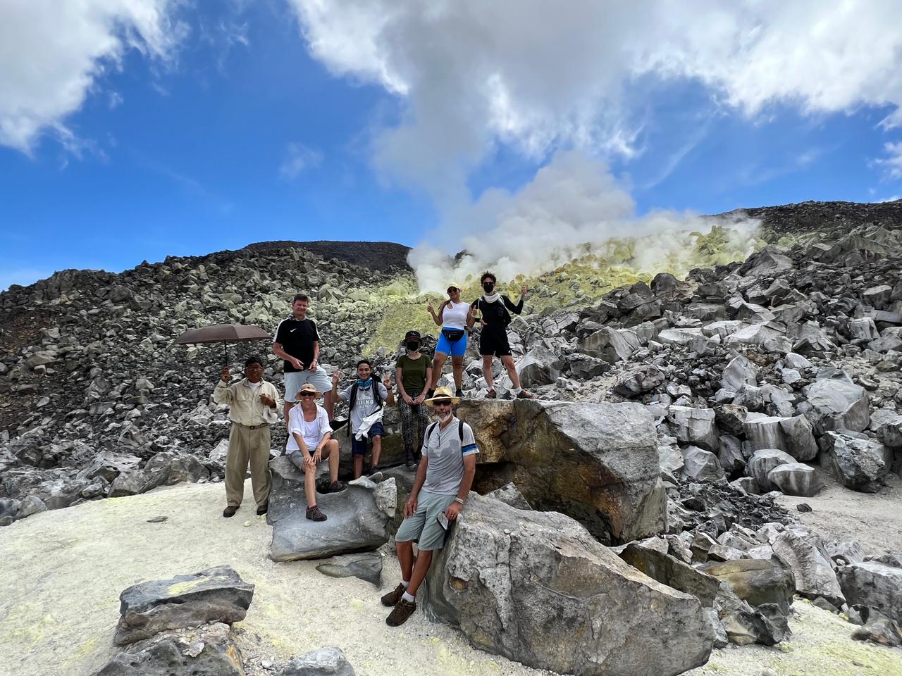tour minas de azufre isabela galapagos