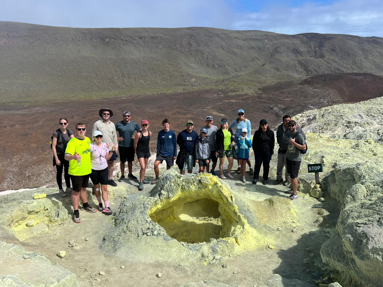 tour minas de azufre isabela galapagos